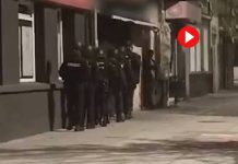 Desmantelan una organización criminal que asaltaba a productores de videoclips tras engañarlos con falsas contrataciones Desmantelan una organización criminal que asaltaba a productores de videoclips tras engañarlos con falsas contrataciones