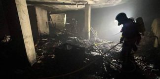 El incendio en una obra de Hospitalet deja diez heridos leves y varios evacuados El incendio en una obra de Hospitalet deja diez heridos leves y varios evacuados