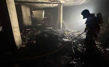El incendio en una obra de Hospitalet deja diez heridos leves y varios evacuados El incendio en una obra de Hospitalet deja diez heridos leves y varios evacuados