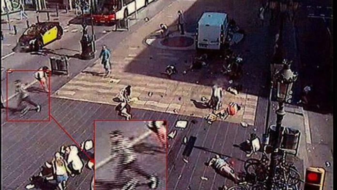 España investiga la red terrorista tras los atentados de Barcelona y Cambrils