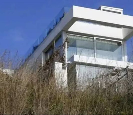 Frustran un intento de robo en la vivienda de Lamine Yamal en Esplugues Frustran un intento de robo en la vivienda de Lamine Yamal en Esplugues