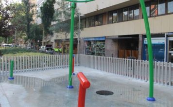 La avenida Mistral incorpora una nueva zona de juegos de agua