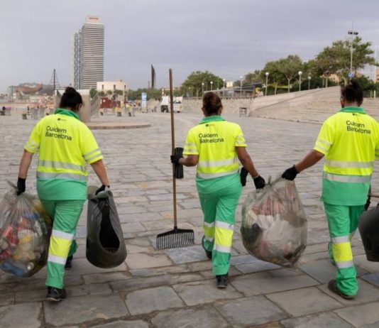 Los sindicatos reclaman nuevas medidas laborales ante el aumento del calor extremo Los sindicatos reclaman nuevas medidas laborales ante el aumento del calor extremo