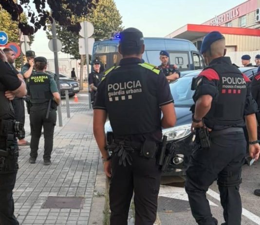 Robo violento de dos relojes Richard Mille en pleno paseo de Gràcia de Barcelona Robo violento de dos relojes Richard Mille en pleno paseo de Gràcia de Barcelona