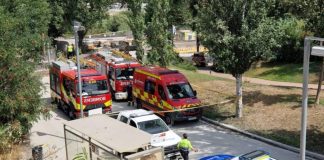 Un derrumbe en las obras del R2 en Vallbona provoca cortes ferroviarios y retrasos Un derrumbe en las obras del R2 en Vallbona provoca cortes ferroviarios y retrasos