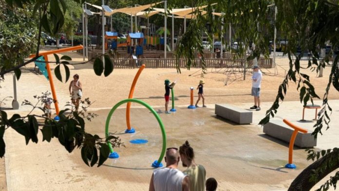 18 juegos de agua de Barcelona ya están en funcionamiento