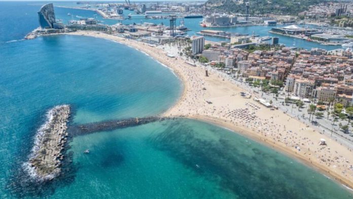 Barcelona invertirá 150 millones en economía azul hasta 2030