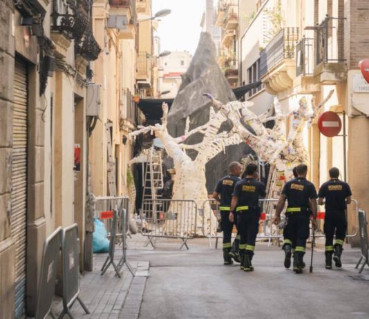 Barcelona refuerza la prevención de incendios en la Fiesta Mayor de Gràcia 2026 Barcelona refuerza la prevención de incendios en la Fiesta Mayor de Gràcia 2026