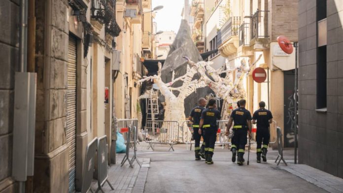 Barcelona refuerza la prevención de incendios en la Fiesta Mayor de Gràcia 2026