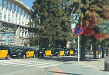 Caos en el puerto de Barcelona: taxis atrapados hasta 3 horas Caos en el puerto de Barcelona: taxis atrapados hasta 3 horas