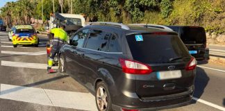 Detenido un conductor en Barcelona por transporte ilegal de pasajeros y alcoholemia positiva Detenido un conductor en Barcelona por transporte ilegal de pasajeros y alcoholemia positiva