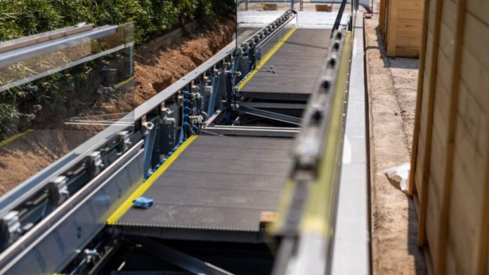 El Ayuntamiento instalará rampas mecánicas en Montbau, Barcelona