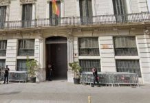 El robo de un reloj de 60.000€ en Barcelona junto a la comisaria de Laietana termina con un detenido El robo de un reloj de 60.000€ en Barcelona junto a la comisaria de Laietana termina con un detenido