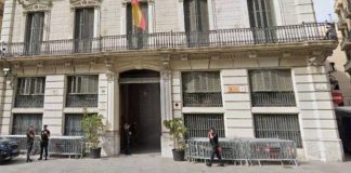 El robo de un reloj de 60.000€ en Barcelona junto a la comisaria de Laietana termina con un detenido El robo de un reloj de 60.000€ en Barcelona junto a la comisaria de Laietana termina con un detenido