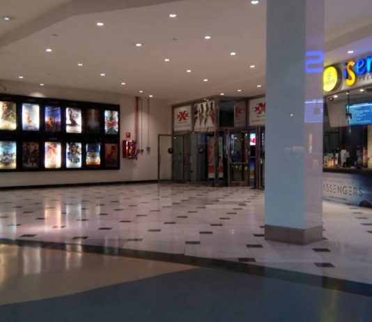 Evacúan un cine de Diagonal Mar tras rociar gas pimienta Evacúan un cine de Diagonal Mar tras rociar gas pimienta