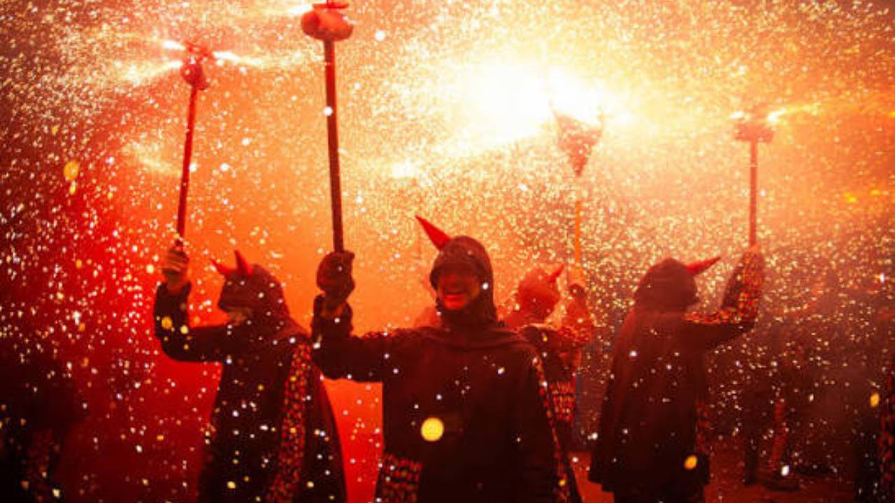 Fiesta Mayor del Poblenou 2026: puntos lila y prevención 3 Fiesta Mayor del Poblenou 2026: pasacalles y correfocs