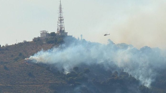 Incendio forestal en Collserola_ 21 dotaciones trabajan en Sant Pere Màrtir Incendio forestal en Collserola: 21 dotaciones trabajan en Sant Pere Màrtir