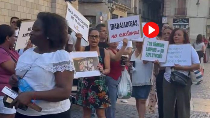 Las kellys se concentran en Sant Jaume por mejores condiciones
