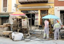 Los vecinos de tres fincas del Putxet no podrán volver a casa hasta 2027 Los vecinos de tres fincas del Putxet no podrán volver a casa hasta 2027