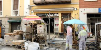Los vecinos de tres fincas del Putxet no podrán volver a casa hasta 2027 Los vecinos de tres fincas del Putxet no podrán volver a casa hasta 2027