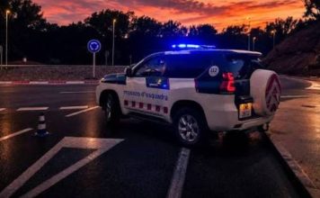 Un joven de 21 años, hospitalizado tras una agresión en el Fòrum Un joven de 21 años, hospitalizado tras una agresión en el Fòrum