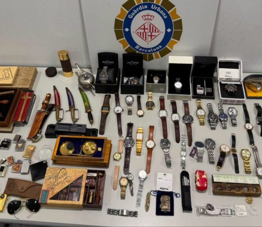 Detenido en Les Corts por robar 42 relojes y objetos por 15.000 euros
