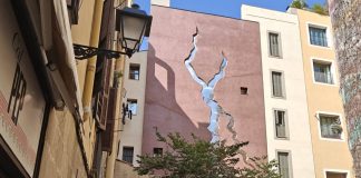 ‘L’escletxa’, el homenaje en Barcelona a víctimas de feminicidio en el Born ‘La brecha’, el homenaje en Barcelona a víctimas de feminicidio en el Born