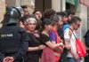 Ada Colau se moviliza contra el desahucio de una vecina de Gràcia Ada Colau se moviliza contra el desahucio de una vecina de Gràcia