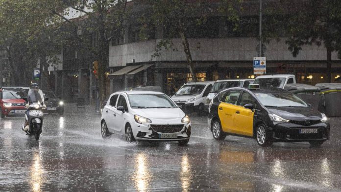 Alerta Inuncat por fuertes tormentas este miércoles en Barcelona
