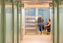 Barcelona amplía la atención a víctimas de violencia machista con un nuevo SARA Barcelona amplía la atención a víctimas de violencia machista con un nuevo SARA