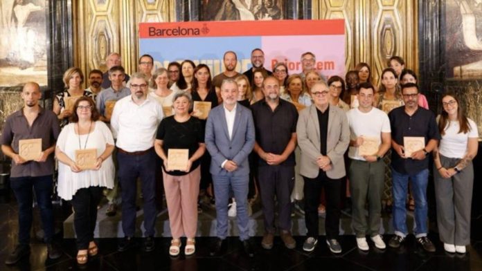 Barcelona cede 30 viviendas a entidades sociales para personas vulnerables