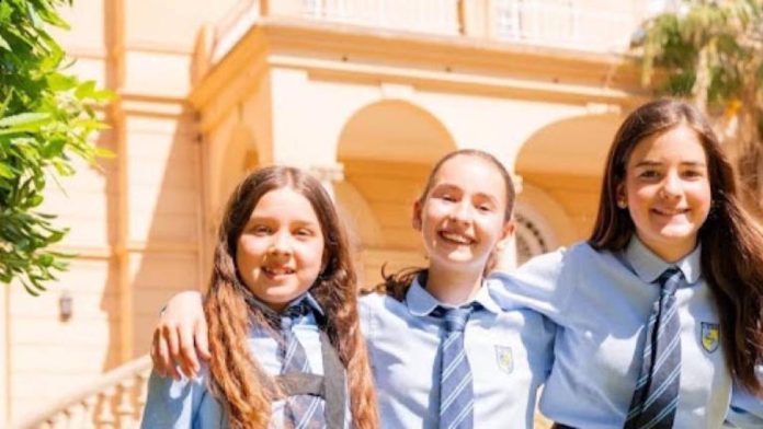 Barcelona consolida su posición como referente educativo con varios colegios entre los mejores de España