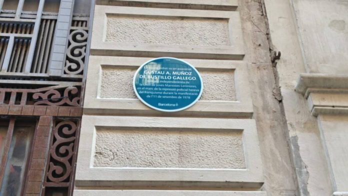 Barcelona homenajea a Gustau Muñoz con una placa de memoria