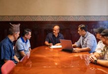 Barcelona muestra su apoyo a la comunidad nepalí por las inundaciones Barcelona muestra su apoyo a la comunidad nepalí por las inundaciones