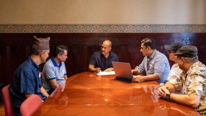Barcelona muestra su apoyo a la comunidad nepalí por las inundaciones