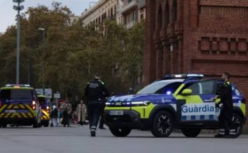 Detenido en Barcelona tras robar una cadena de 4.000 euros Detenido en Barcelona tras robar una cadena de 4.000 euros
