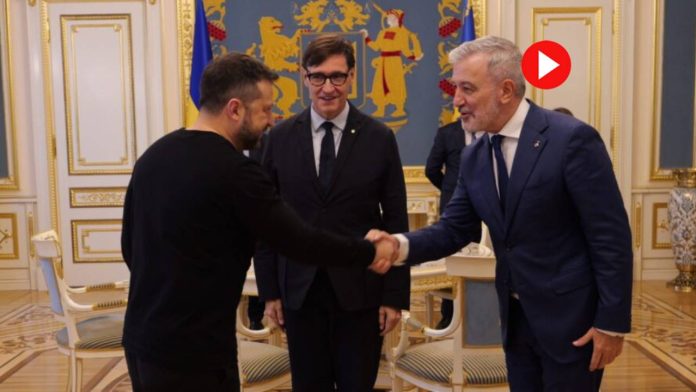Illa y Collboni trasladan a Zelenski el apoyo de Catalunya a Ucrania Illa y Collboni trasladan a Zelenski el apoyo de Catalunya a Ucrania