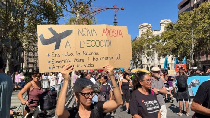 Manifestación contra la ampliación del aeropuerto de Barcelona
