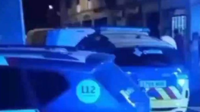 Pelea con un cuchillo en plena calle del Carmel de Barcelona