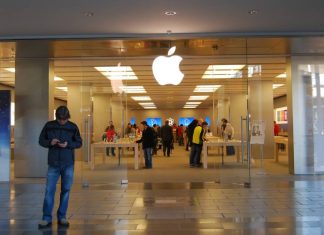 Roban de madrugada en la tienda de Apple de La Maquinista Roban de madrugada en la tienda de Apple de La Maquinista
