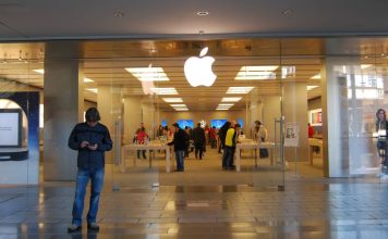 Roban de madrugada en la tienda de Apple de La Maquinista Roban de madrugada en la tienda de Apple de La Maquinista
