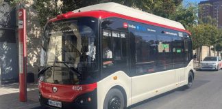 TMB estrena un minibús eléctrico entre Canyelles y Vall d’Hebron TMB estrena un minibús eléctrico entre Canyelles y Vall d’Hebron