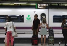 Temporal en Barcelona: suspendida la alta velocidad y con afectaciones en Rodalies Temporal en Barcelona: suspendida la alta velocidad y con afectaciones en Rodalies