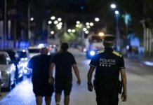 Tres detenidos por robar un reloj de 3.000 euros en la Barceloneta Tres detenidos por robar un reloj de 3.000 euros en la Barceloneta