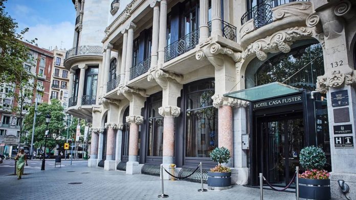 Un joven de 23 años, herido grave tras una agresión con arma blanca en un hotel de Barcelona