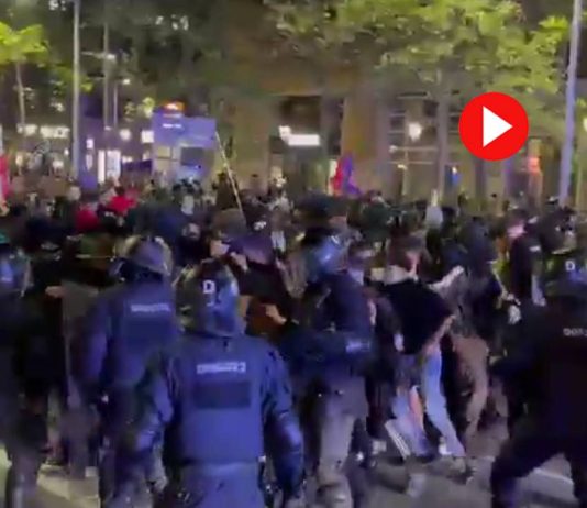 13 detenidos tras los disturbios en Barcelona después de la protesta por la vivienda 13 detenidos tras los disturbios en Barcelona después de la protesta por la vivienda