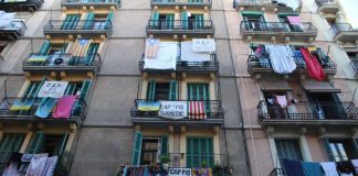 Barcelona subirá hasta un 150% el IBI de los pisos turísticos Barcelona propone subir hasta un 150% el IBI de los pisos turísticos