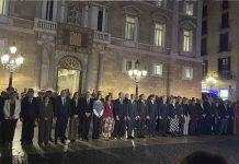Barcelona rinde homenaje a las víctimas del accidente ferroviario de Toledo Barcelona rinde homenaje a las víctimas del accidente ferroviario de Toledo