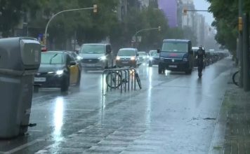 Barcelona supera los 100 litros y sufre inundaciones por las lluvias Barcelona supera los 100 litros y sufre inundaciones por las lluvias