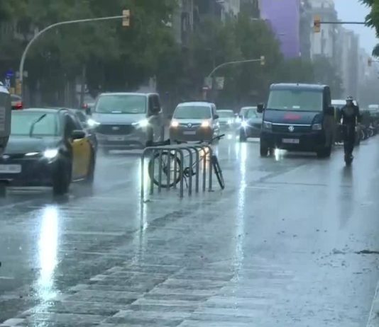 Barcelona supera los 100 litros y sufre inundaciones por las lluvias Barcelona supera los 100 litros y sufre inundaciones por las lluvias